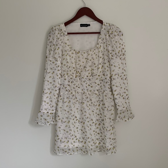 Pretty Little Thing Longsleeve Floral Dress US Size 4 - Picture 1 of 6